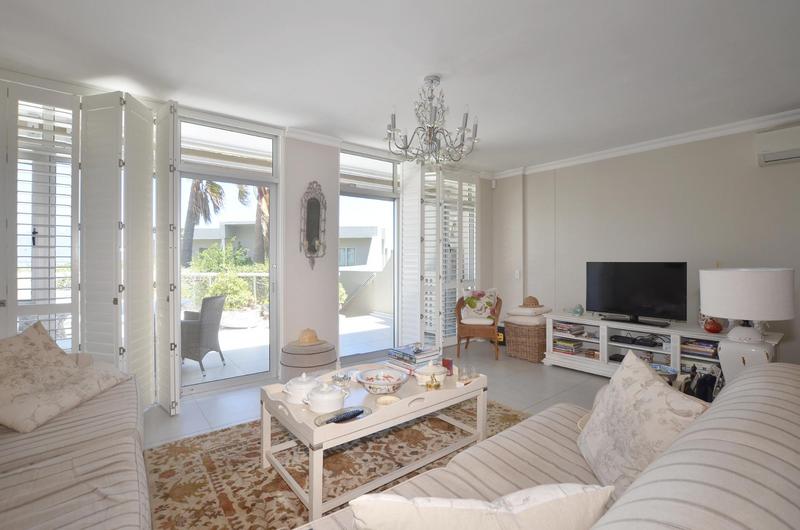 2 Bedroom Property for Sale in Dolphin Beach Western Cape